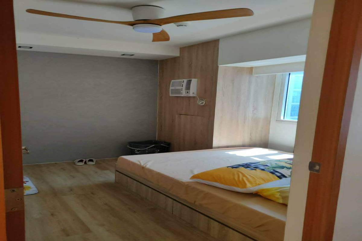 One Gateway Place,CITY OF MANDALUYONG,NATIONAL CAPITAL REGION (NCR),Condominium,One Gateway Place,1638